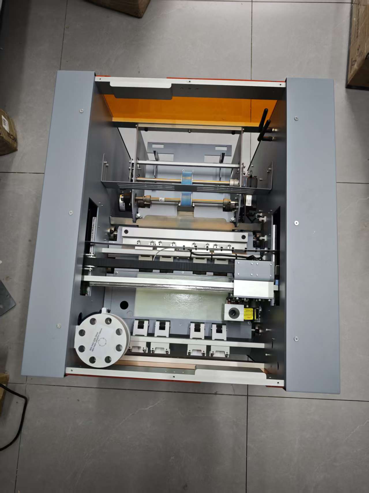 Serie UUNA TEK® iAuto Premium – La máquina de escritura automática de mayor capacidad del mundo | Escribe hasta 2,400 cartas o 700 sobres por carga | Modelos Premium y Premium Ultra